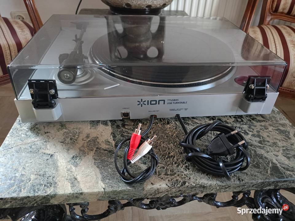 Gramofon ION TTUSB05 z przedwzmacniaczem Drawski Młyn