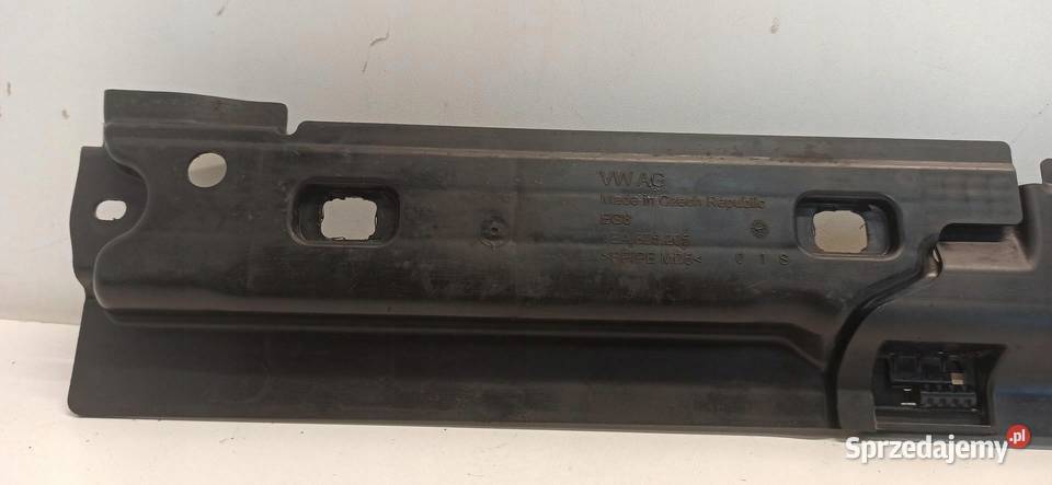 SKODA ENYAQ OSŁONA PODWOZIA LEWA 1EA825205 Podszybia sprzedam