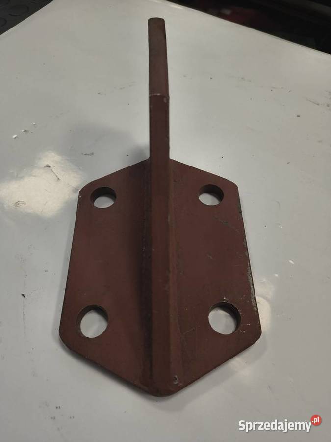 Wspornik Dolny Błotnika Przedniego C385 Układ kierowniczy i oś przednia