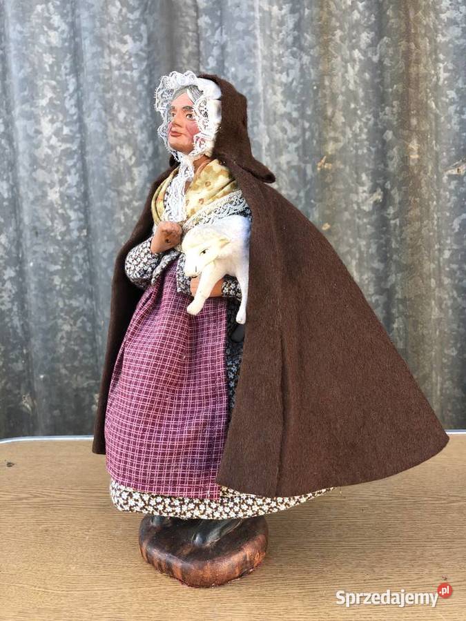 Figurka kobieta Łowicz