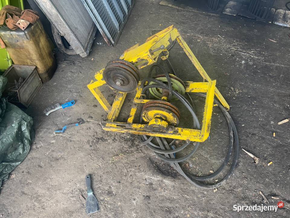 Sieczkarnia komplet z napędami kombajn Holland Zahajki