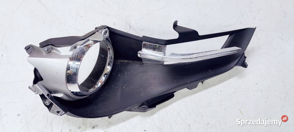 ŚRODEK REFLEKTORA XENON AUDI A3 8V 18157802 Przystajń