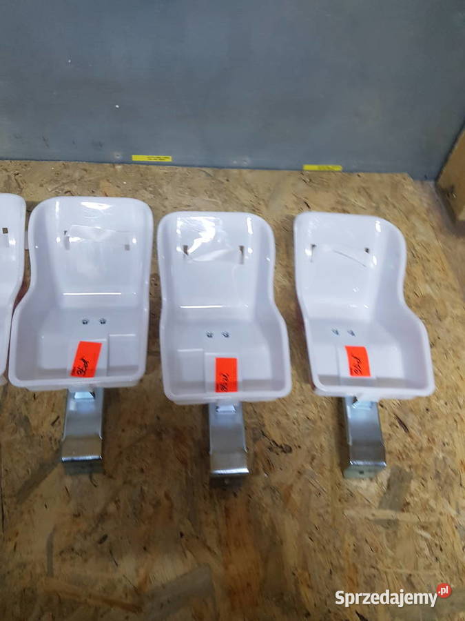 FOTELIK rowerowy lalki wzór kwiatki białyRóż wielkopolskie Głogowa