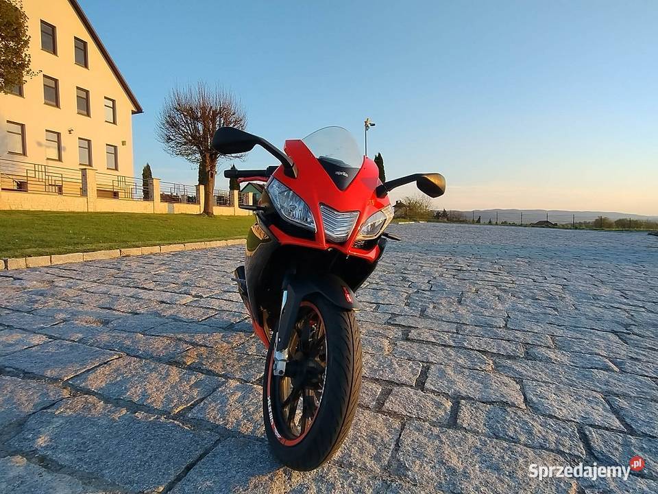 APRILIA SR 50 SCIGACZ MOTOROWER KOMUNIA PRACA Aprilia Myślenice sprzedam