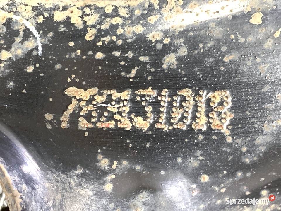 WAHACZ PRAWY PRZÓD HONDA HRV Crossover PRZEDNI