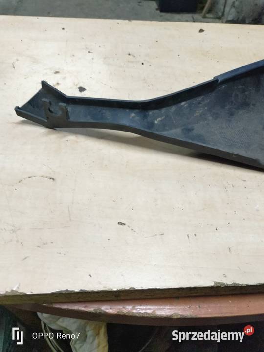 Yamaha TZR 50 prawy boczek pod siedzeniem łódzkie Łubno