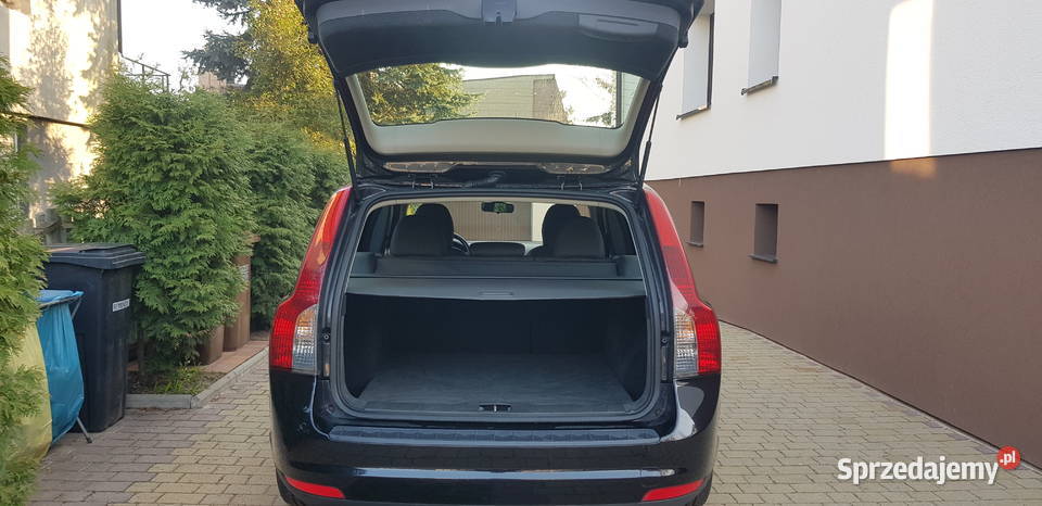 Volvo V50 20 benzyna zadbany bezwypadkowy lakier metallic V50 Pyskowice sprzedam