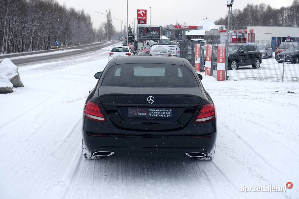 Mercedes E220D 195 4Matic Salon Niski przebieg 2 światła LED Buczkowice sprzedam