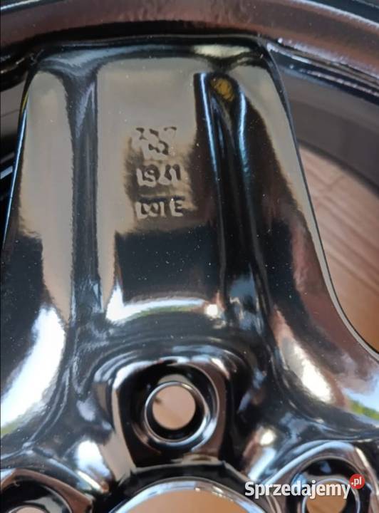 Felgi GM strukturalne 17 czujniki TPMS świętokrzyskie Dębska Wola