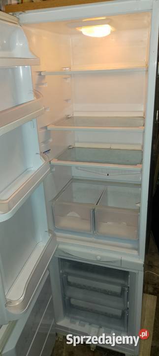 Lodowka do zabudowy 54cm sprzedam