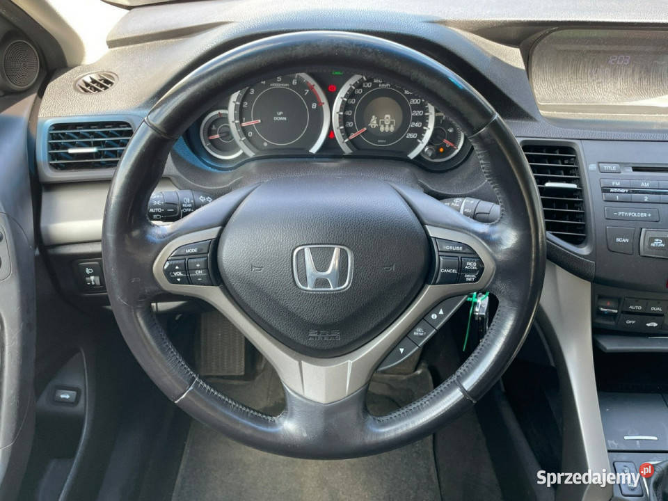 Honda Accord VIII 2008 serwisowany w ASO Sadlno