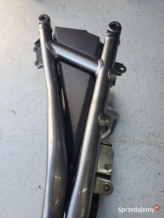 Suzuki GSX8R GSX 8 R 2022 SUBFRAME STELAŻ NOWY wielkopolskie Nowy Tomyśl sprzedam