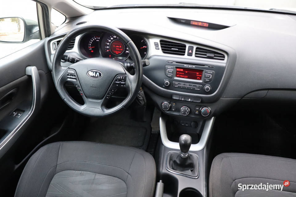 Kia Ceed 16 GDI beżowy Cee'd Zabrze