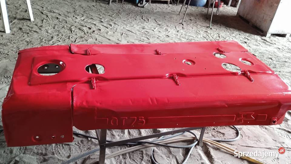 maska silnika dt 75 kabina blachy det dt75