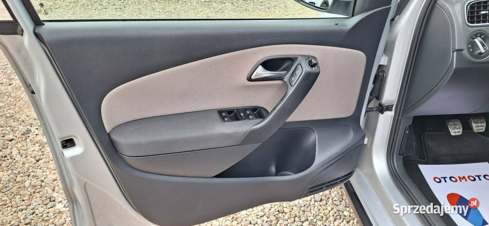 Volkswagen Polo Cross cilimatronic V 20092017 bluetooth Lębork