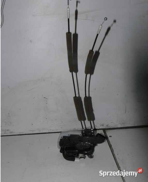 prawy tył zamek Nissan xtrail F1814510 2 pin Wielkie Drogi sprzedam