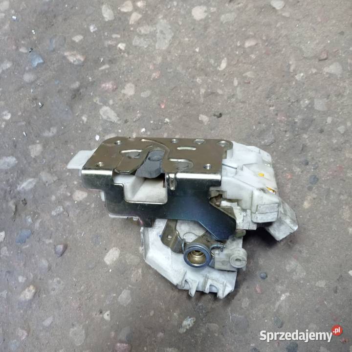 FOCUS MK1 ZAMEK DRZWI PRZÓD PRAWY XS41A21812 zachodniopomorskie Kamień Pomorski