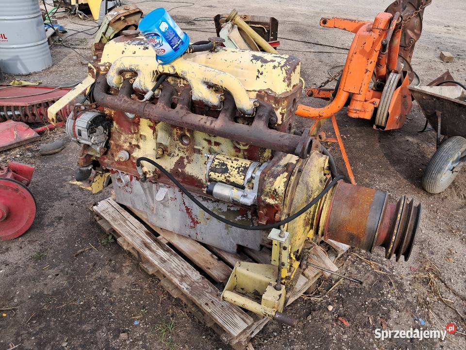 Silnik Ford 6 cylindrowy 2715E w stanie z Do kombajnów Radom