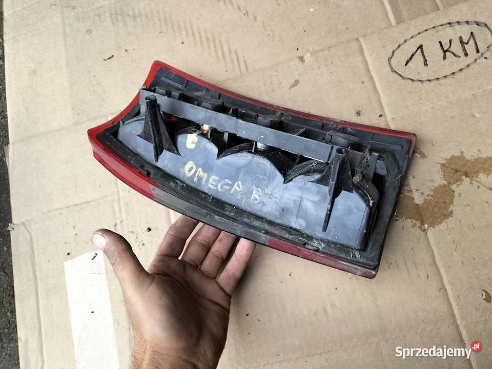 LAMPA TYŁ TYLNA LEWA REFLEKTOR OPEL OMEGA B lubelskie Kamień-Kolonia