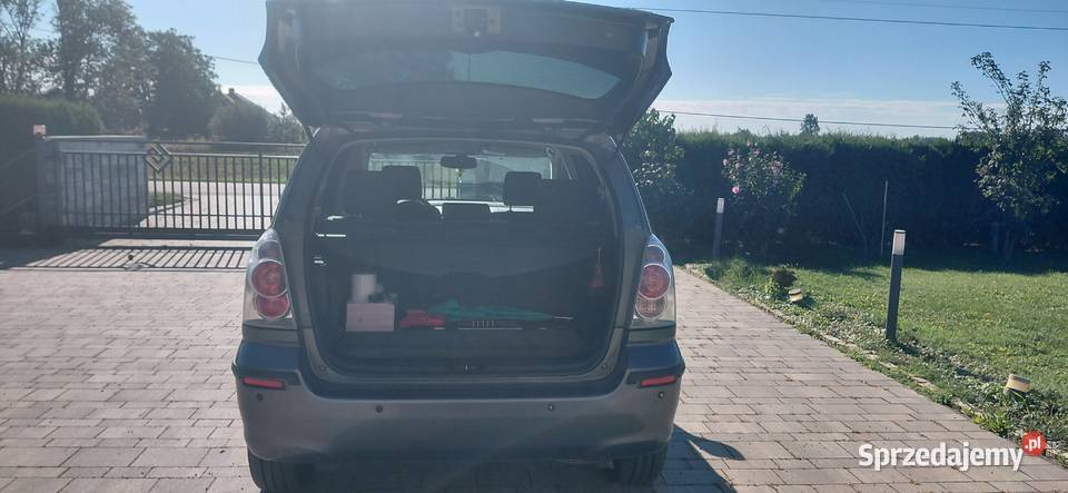 Toyota Corolla Verso 20 2000cm3 podkarpackie