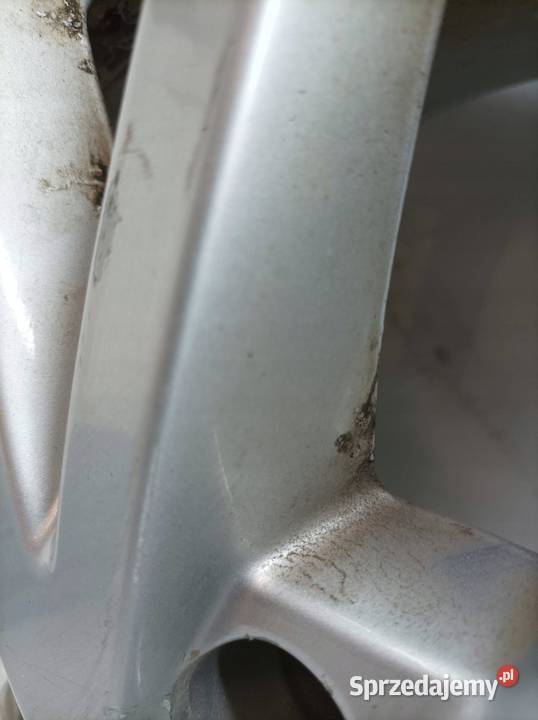 FELGA ALUMINIOWA R17 5X112 ET45 OC 57 70JX17H2
