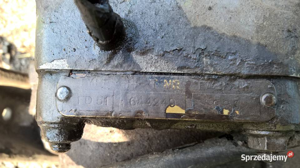 Skrzynia Volvo Laplander Bogdanówka sprzedam