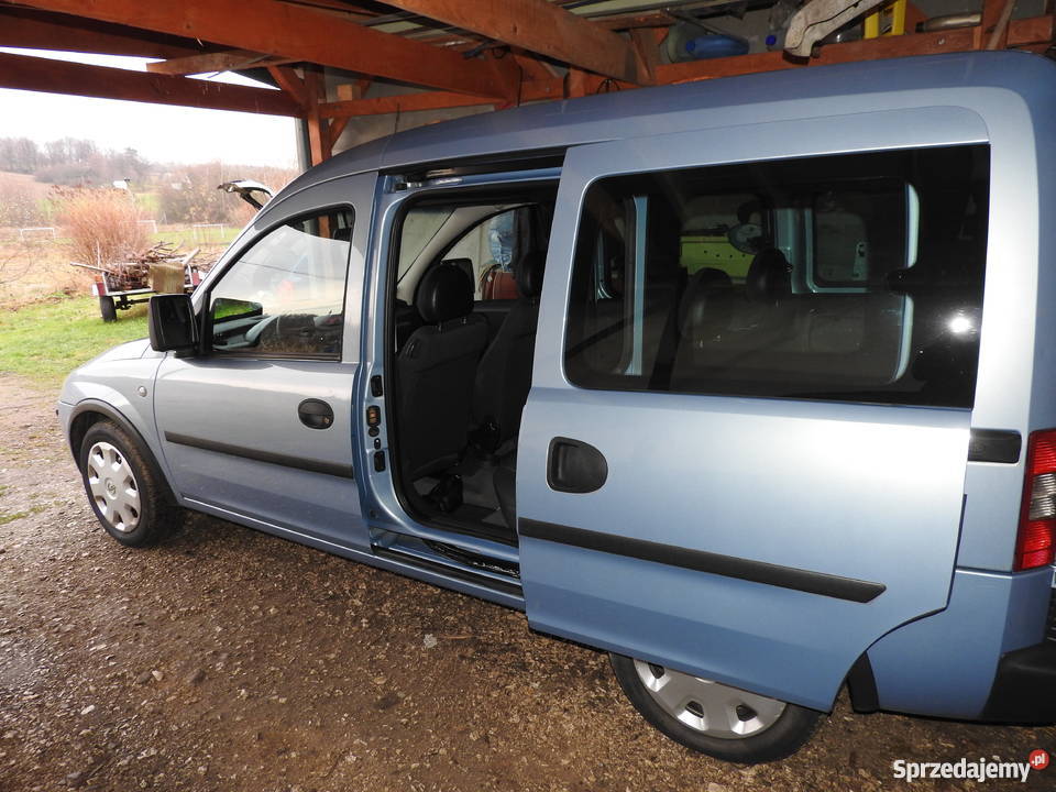 Opel Combo lakier metallic