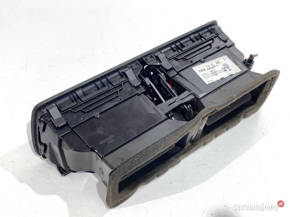 KRATKA NAWIEWU PRZÓD VW CC B7 3AB819728 osobowe sprzedam