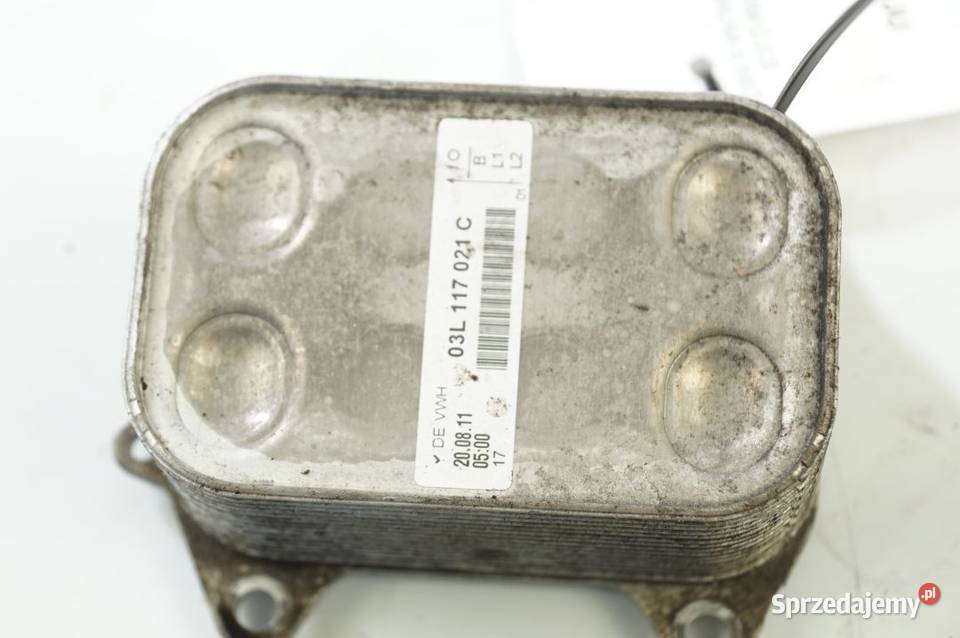 03L117021C A4 B8 CHŁODNICZKA OLEJU Lipno