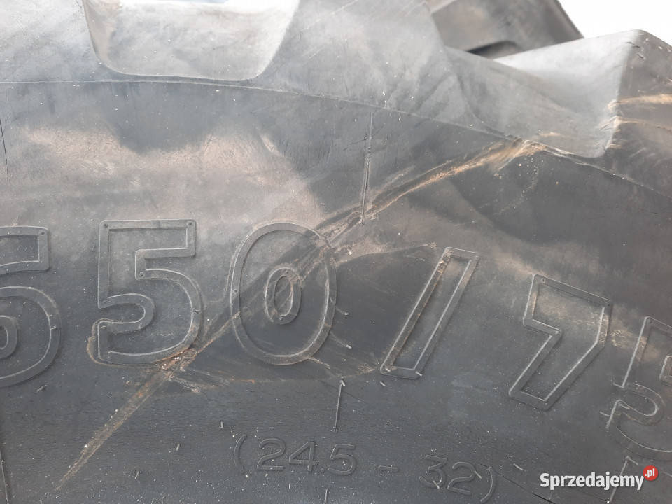 Opony felgi 2 sztuki MICHELIN 65075 R32 245 32 Baliki