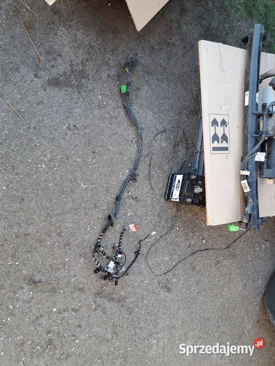 Hak holowniczy elektryczny Ford Kuga III