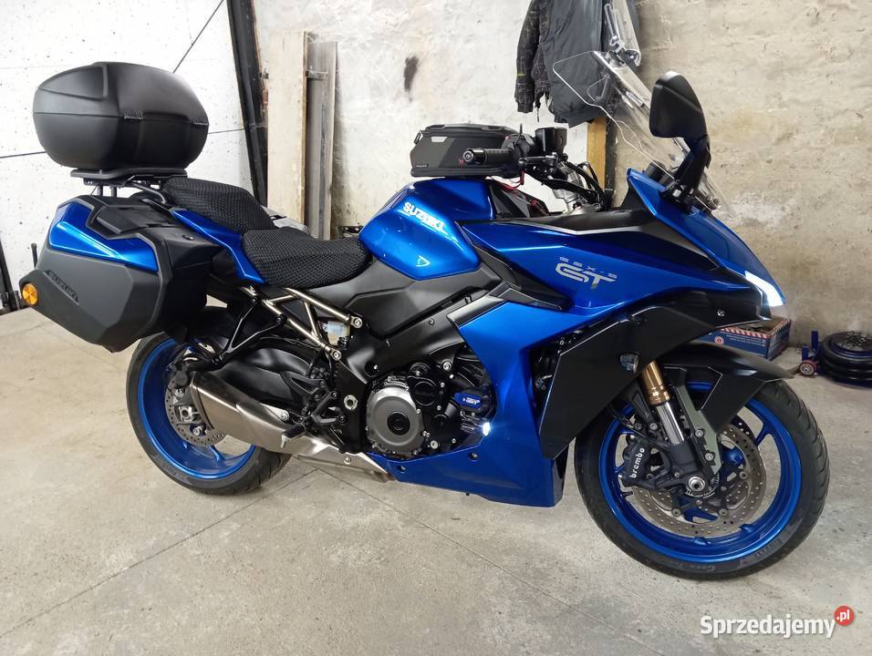 Suzuki gsxs 1000gt travel pack