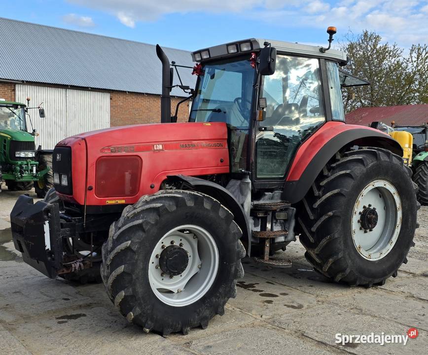 Massey Ferguson 8220