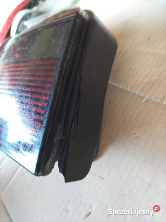 GOLF 3 LAMPA TYŁ LEWA Kamień-Kolonia