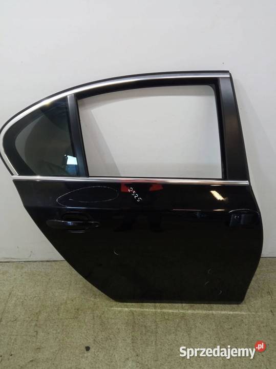 DRZWI PRAWE TYŁ CZARNE SEDAN Bmw Seria 5 V