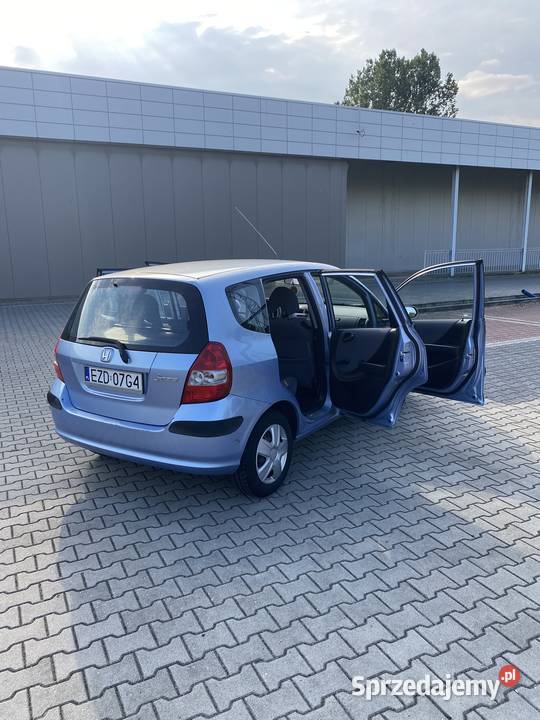 Honda Jazz 14 benzyna 83 centralny zamek sprzedam