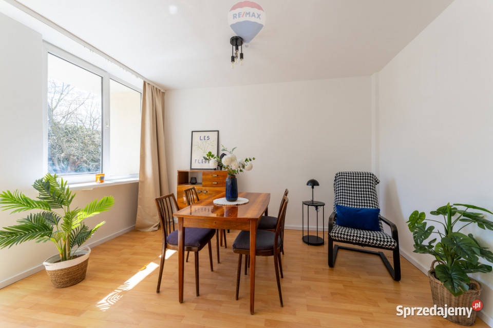 2 pokoje w centrum Warszawycisza zieleń balkon Warszawa