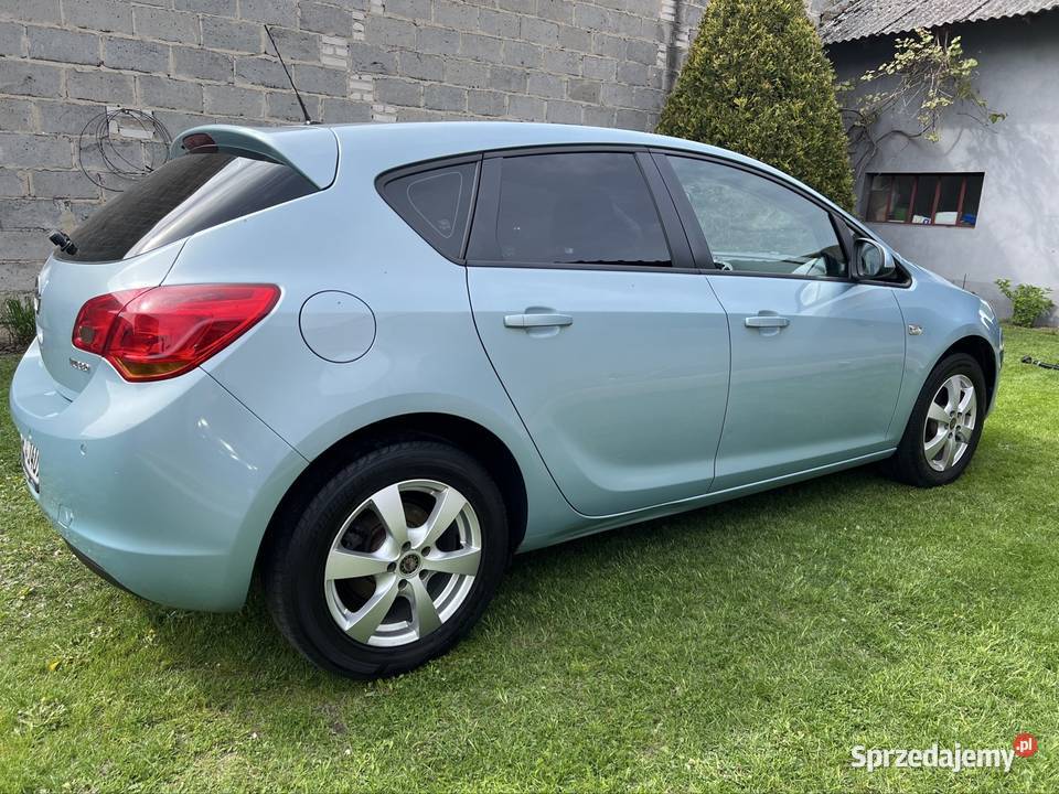 Opel Astra 14 benzyna turbo Wieruszów