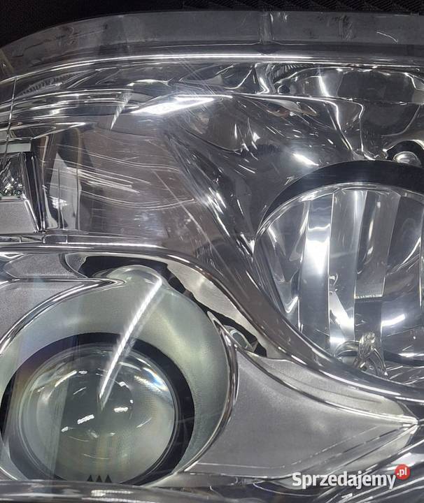 RENAULT GAMA T RANGE REFLEKTOR PRAWY XENON LAMPA Lampy przednie lubuskie Bieleń