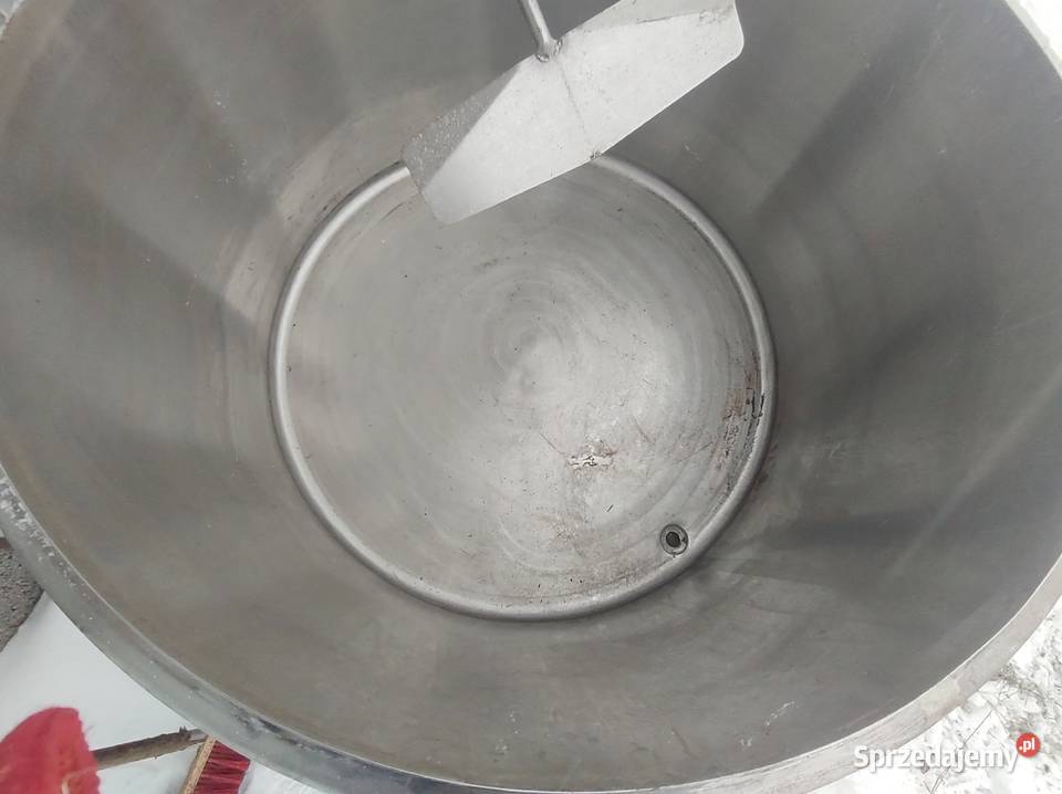 Sprzedam chłodnie do mleka o pojemności 650 l Pilica