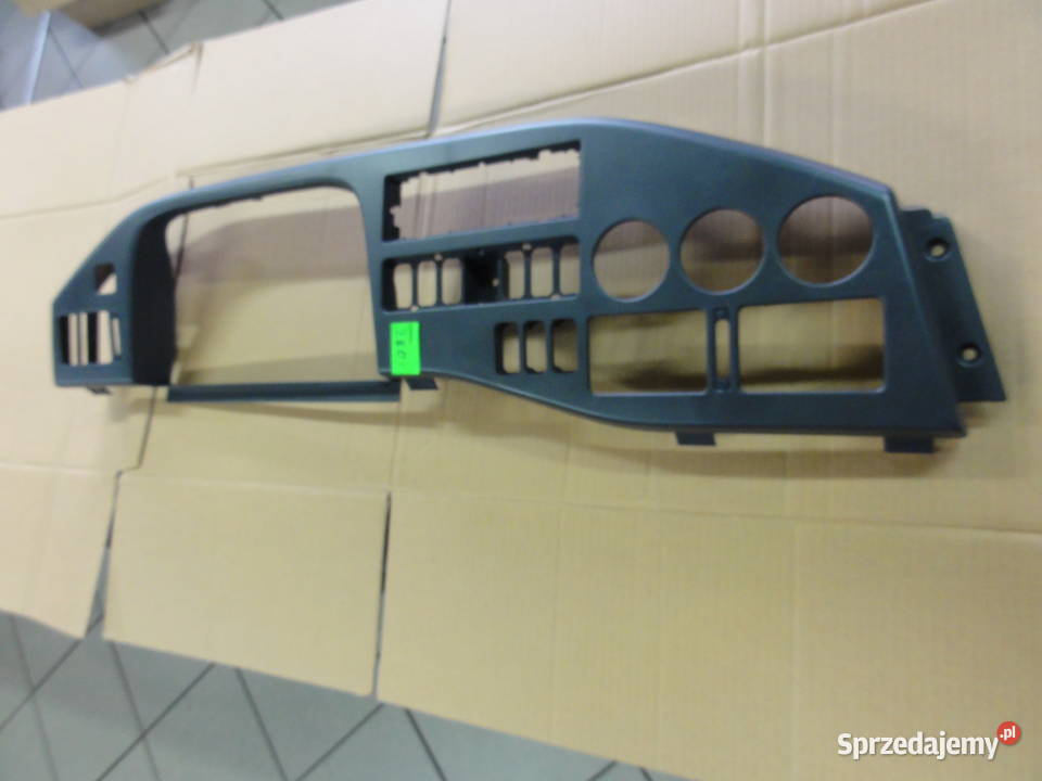 OBUDOWA LICZNIKA MERCEDES SPRINTER VOLKSWAGEN LT Wyposażenie wnętrza Radom