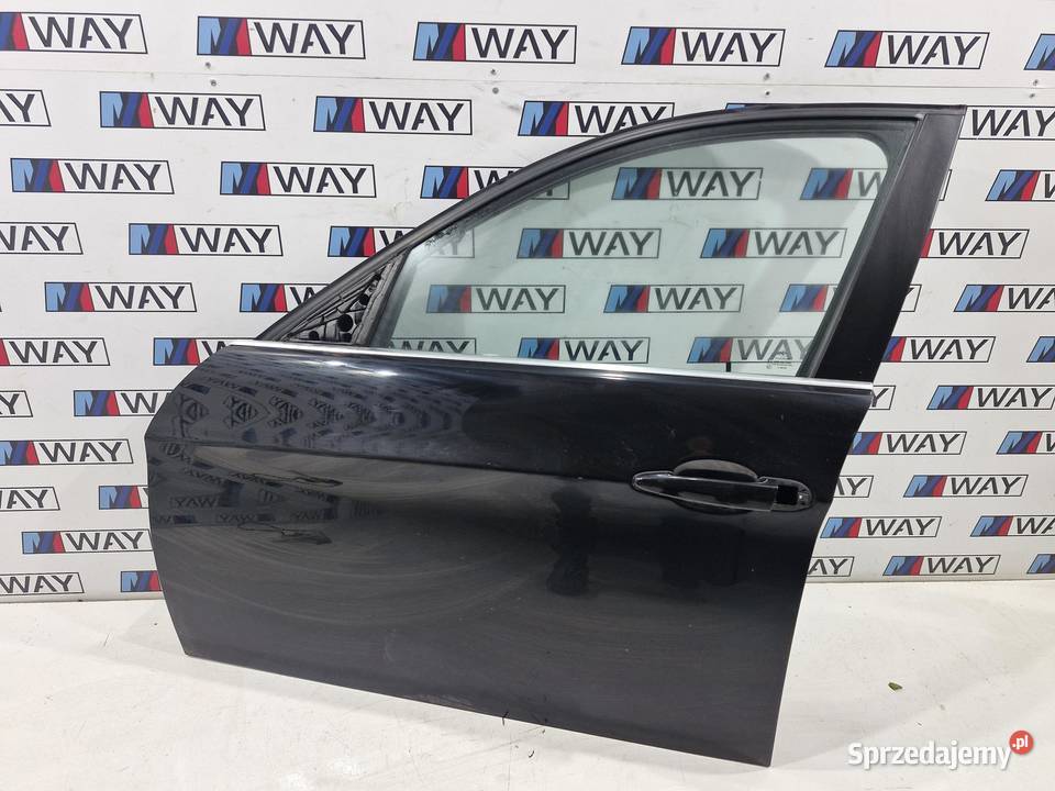 BMW E90 E91 DRZWI LEWY PRZÓD 668 SCHWARZ sprzedam