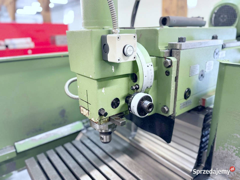Frezarka uniwersalna AVIA FNF 40C stan