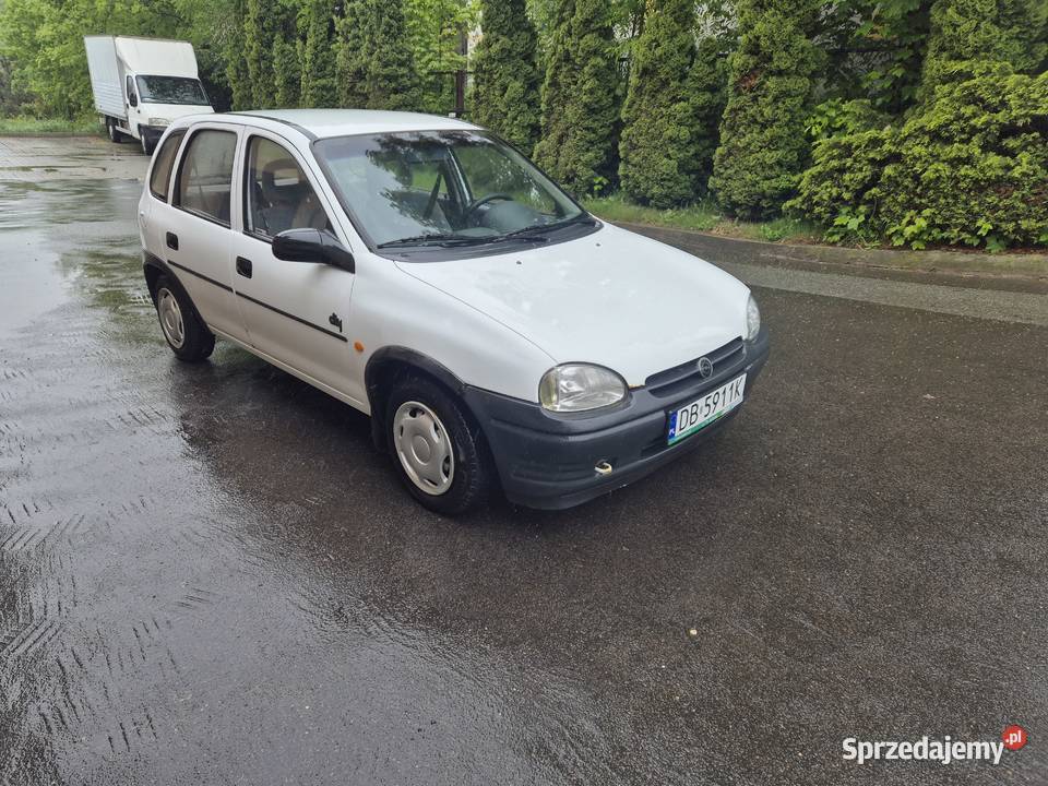 Opel corsa b 1996 Wałbrzych sprzedam