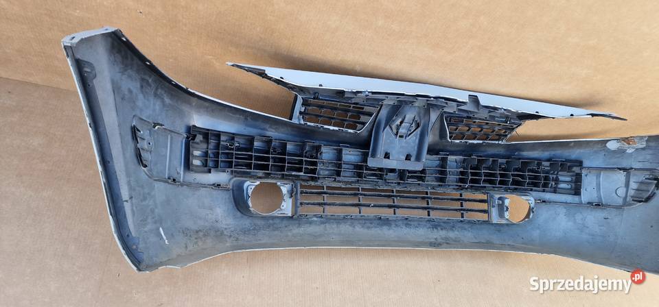 RENAULT MEGANE II 2 ZDERZAK PRZÓD PRZEDNI osobowe Bieleń sprzedam