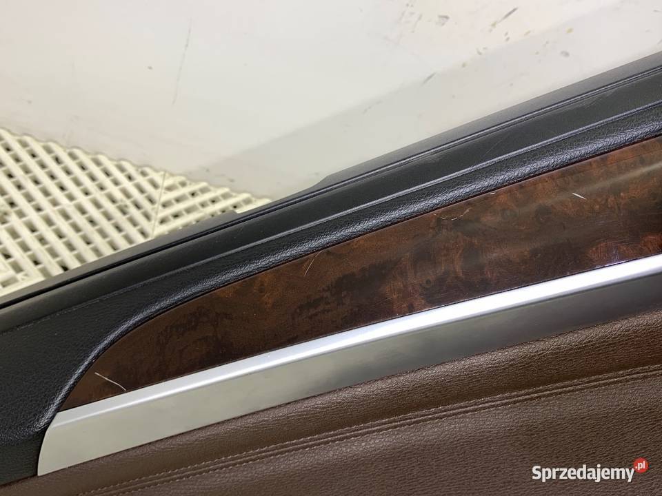 BOCZEK DRZWI TYŁ LEWY BMW E70 SUV 0613 TAPICERKA Tapicerki samochodowe