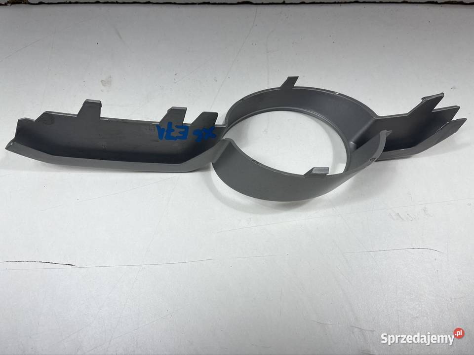 BMW X6 E71 ATRAPA RAMKA HALOGENU ZDERZAKA LEWA osobowe Międzychód