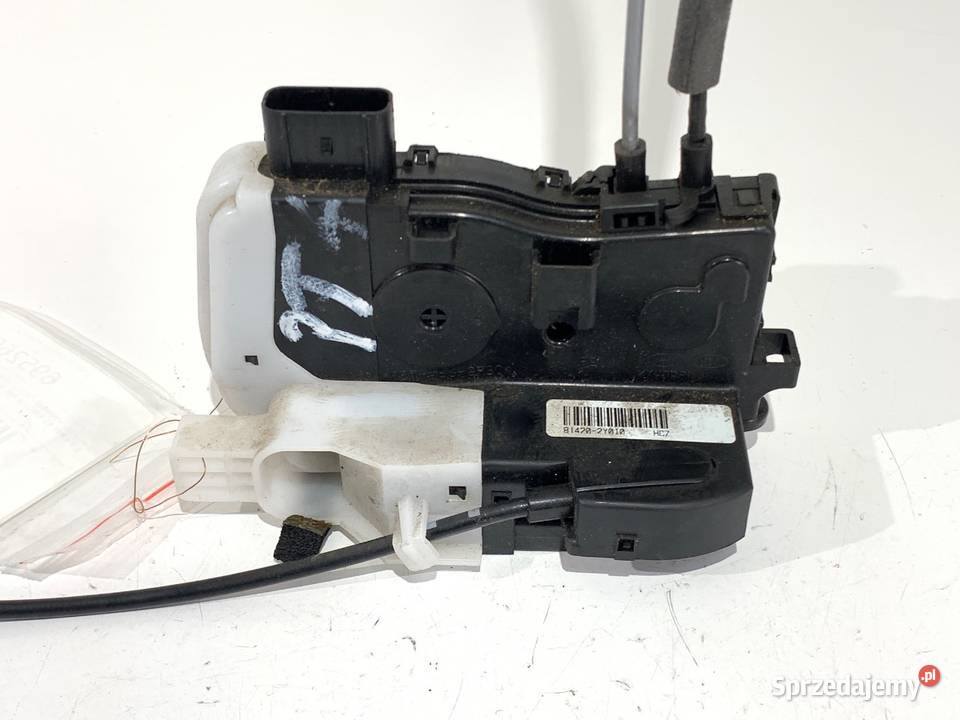 ZAMEK DRZWI PRAWY TYŁ HYUNDAI ix35 Hatchback osobowe podkarpackie sprzedam