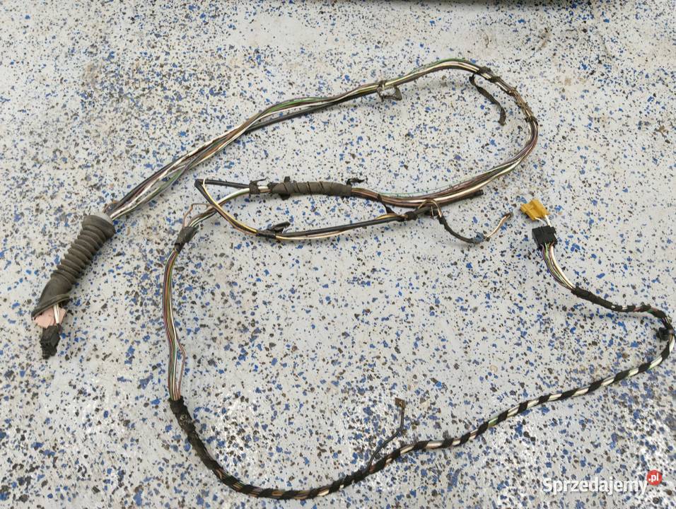Oryginalna Wiązka instalacyjna klapy bagażnika Sitno sprzedam