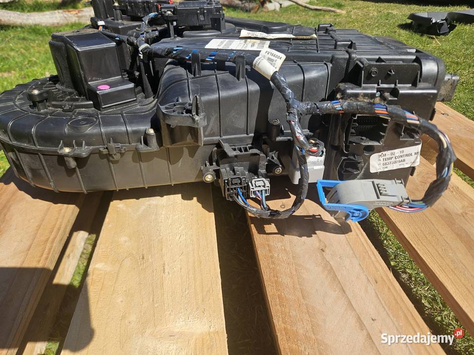Nagrzewnica tył Chrysler Pacifica osobowe Części samochodowe